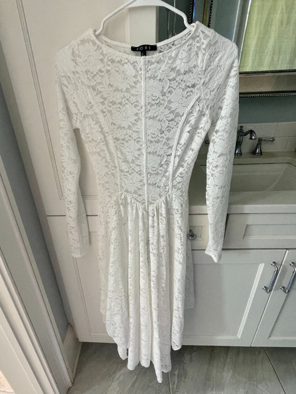 White Long-Sleeve Lace Dress